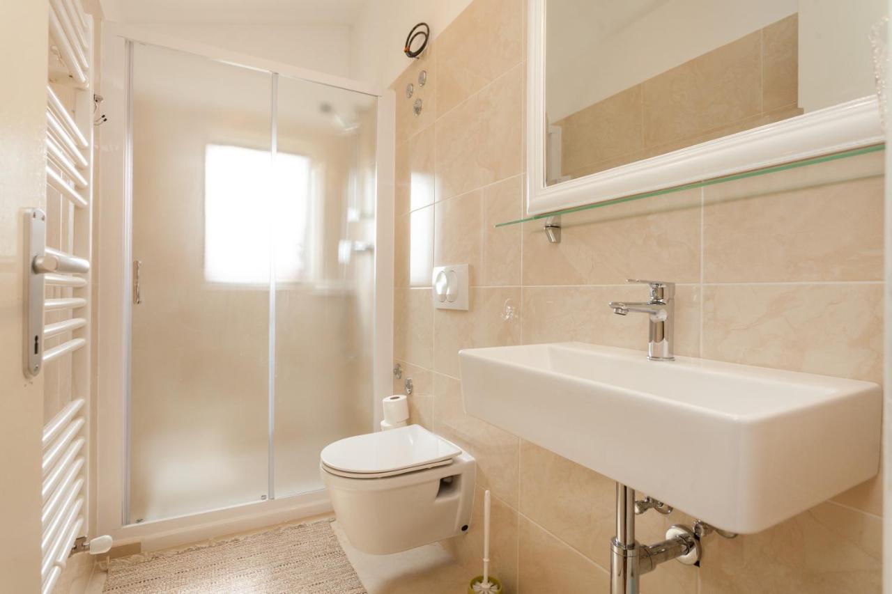 Aneli Rooms & Apartament Rovinj Eksteriør billede