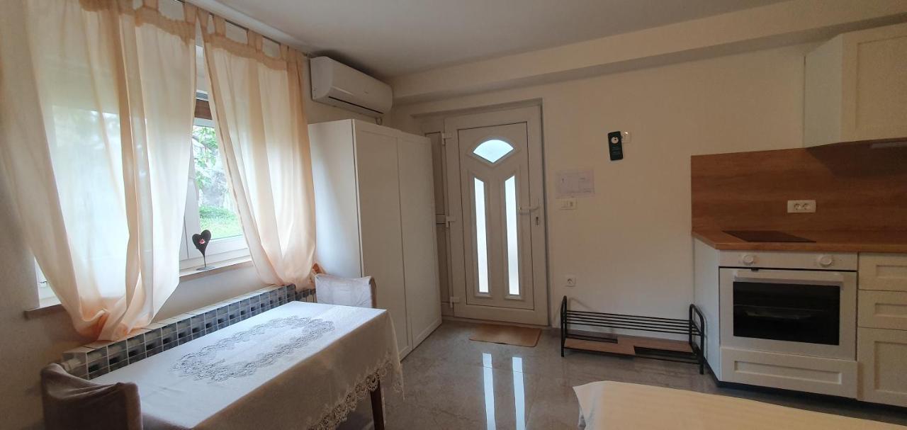 Aneli Rooms & Apartament Rovinj Eksteriør billede