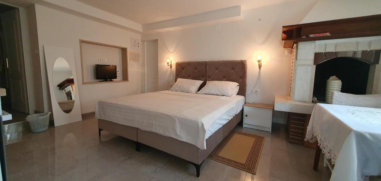 Aneli Rooms & Apartament Rovinj Eksteriør billede